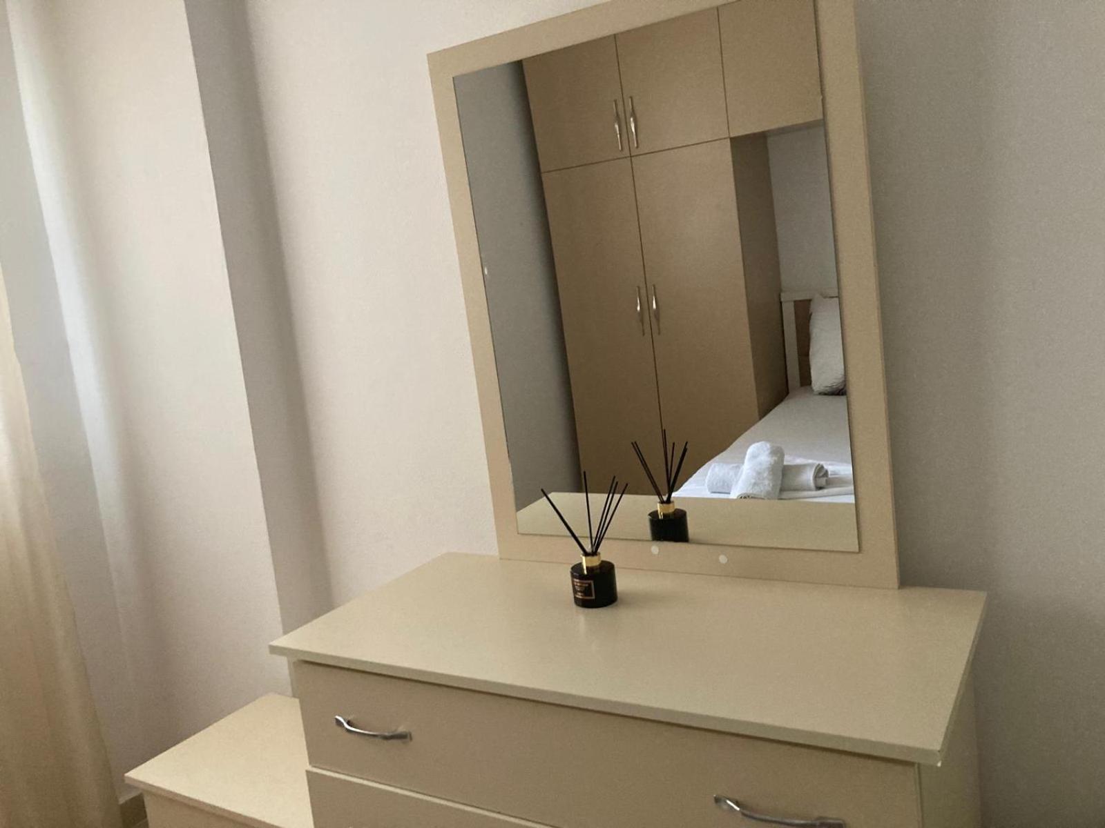 Hergi Apartament Vlorë 외부 사진